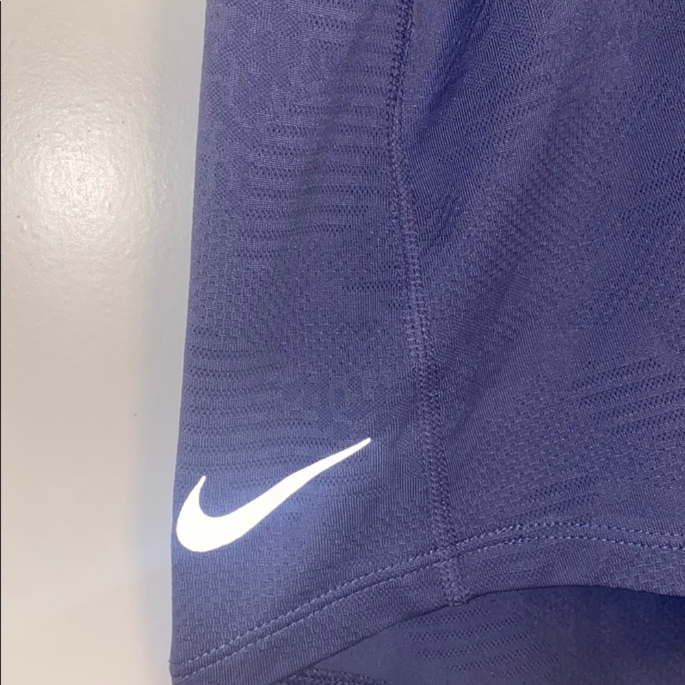 NIKE WORKOUT TANK - Picture 4 of 4